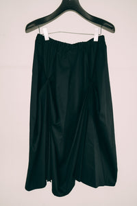 ドレープスカート『夜を縫う（Black)』